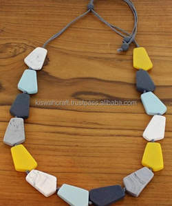 Collar corto de diseño americano para mujer, joyería de moda, cuentas de resina, perlas de Color naranja para ropa de fiesta de boda y todas las ocasiones - Product Image 4