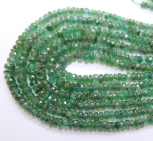 Cuentas Sueltas de Esmeralda Zambiana Natural, Forma Redonda Facetada, 2.5X5MM, Tamaño del Hilo 14 Pulgadas de Largo - Product Image 2