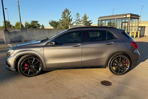 MERCEDES-AMG GLA45 2016 USADO, Volante a la Izquierda/Derecha - Product Image 4