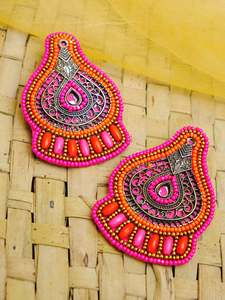 Pendientes de tuerca hechos a mano con cuentas azules de calidad inigualable, joyería de moda chapada en plata oxidada para mujer, regalo informal elegante - Product Image 2