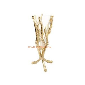 Vases et pots de table en verre transparent avec support en aluminium poli or Conception admirable Vase à fleurs de jardin unique fait à la main - Product Image 1