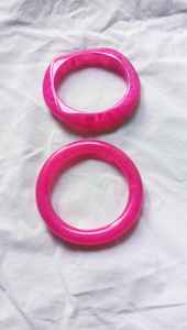 Femmes Fashion Resin Bangles Partywear Utilisation disponible en quantité en vrac au meilleur prix pour l'exportation par l'artisanat en croissant - Product Image 4