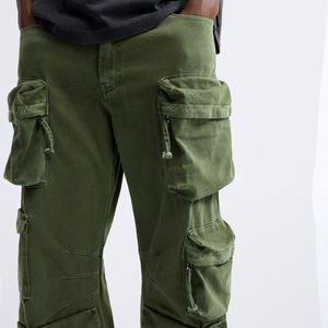 กางเกงคาร์โก้ลำลองผู้ชาย มีกระเป๋าแบบมีฝาปิด เอวผูกเชือก ทรงตรง ดีไซน์ทันสมัย ขายส่งจากโรงงาน รับผลิตตามแบบ - Product Image 4