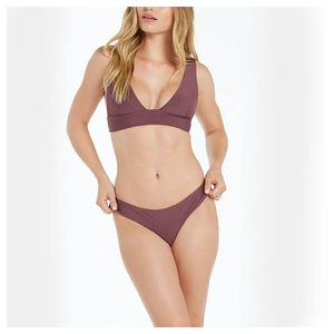 ชุดบิกินี่ลูกไม้แบบผูกคอ 2 ชิ้น ดีไซน์ยอดนิยมขายส่ง รุ่นใหม่ล่าสุด รับสั่งทำโลโก้ ระบายอากาศได้ดี สำหรับผู้หญิง เหมาะสำหรับใส่ไปชายหาด - Product Image 5