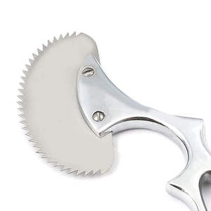 Sierra Ósea Angulada Manual de Acero Inoxidable de Alta Calidad Engel de 6 Pulgadas, Instrumentos Quirúrgicos con Certificación CE para Ortopedia y Veterinaria - Product Image 3