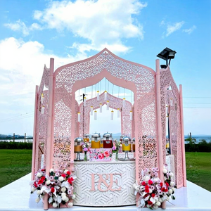 Grand Royal Wedding Mandap Set para funciones de matrimonio cultural con cortinas de pilares tallados y arreglos florales decorativos - Product Image 1