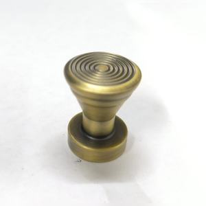 Poignée de tiroir de meuble en alliage de zinc de luxe, design moderne, pour commode de cuisine, quincaillerie de meubles, écologique, durable, solide - Product Image 1