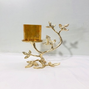 Bougeoir en verre plaqué or avec logo personnalisé et motif de fleur du Ramadan Support en aluminium sans flamme pour l'éclairage de la maison - Product Image 3