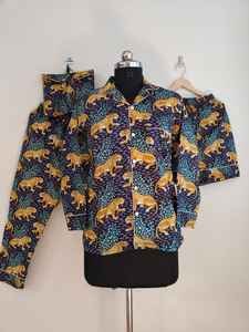 Ensemble de pyjama pour femme en coton 100% fait main, imprimé léopard bleu marine, robe de nuit, cadeau - Product Image 5