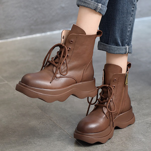 Bottes hautes pour femmes grandes tailles à talon épais et semelle crantée, idéales pour l'hiver et la mode féminine - Product Image 1