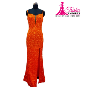 Robe de mariée à la main avec décoration de soirée et mini robes brodées pailletées - Product Image 1