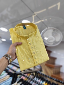 Ropa de fiesta de diseñador Wedding Wesr Última tendencia Nueva llegada Premium Seda romana pesada con bordado Espejo Trabajo Hombres Kurta - Product Image 4