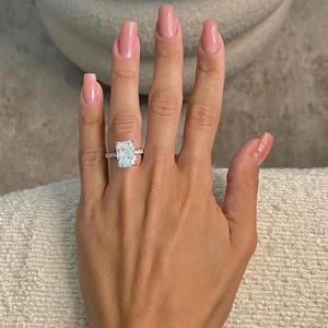 5.50 Carat Elongated Radiant Cut F VVS1 VVS2 Lab Grown Diamond Engagement Ring 18k White Gold Luxury IGI Certified - Product Image 1