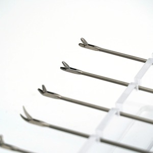 Fórceps laríngeos manuales de acero reutilizables, instrumentos quirúrgicos ENT para cirugía laríngea de Zuol - Product Image 5