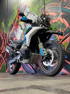 Prix réduit 2025 CFMOTOS 800MT-X MY25, léger et haute efficacité, alimenté par le travail manuel, pour la finition du béton, disponible pour - Product Image 2