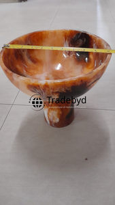 Accessoire vibrant de bol en résine fabriqué à la main écologique par Tradebyd pour les amateurs de design d'intérieur et les demandeurs de cadeaux - Product Image 6