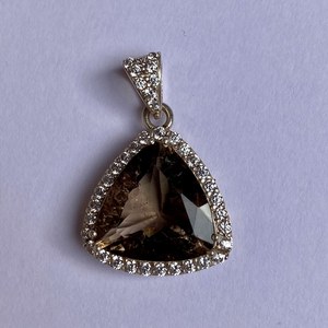 Cluster Tourmaline Pendentif 925 Sterling Silver Trillion Cut Gemstone Élégant Déclaration Collier Bijoux Faits À La Main Cadeau Pour Elle - Product Image 4