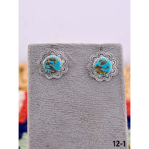 Artisanat du Sud-Ouest # 8 boucles d'oreilles à tige en turquoise et argent sterling, serties de motifs floraux - Product Image 1