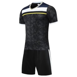 Maillot de basket-ball double face pour hommes et enfants Uniformes de sport à séchage rapide Ensembles respirants pour le basket-ball pour enfants - Product Image 3