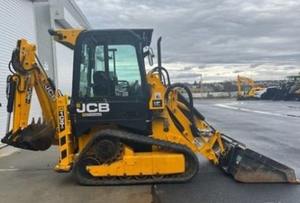 Minicargadora JCB 1CX Usada, Modelo 2022, Capacidad de 4 Toneladas, Acceso Frontal/Trasero, Minicargadora y Cargadora de Tractor con Motor Cummins - Product Image 3