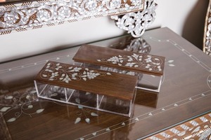Juego de caja acrílica de estilo árabe opulento con incrustaciones de nácar y tapa de madera hecha a mano para regalos de Eid y Ramadán DE LA India - Product Image 2