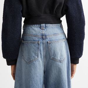 Chaqueta universitaria recortada de talla grande con logotipo personalizado y bordado para mujer, chaquetas de béisbol con letras y mangas de cuero y algodón transpirable XL para mujer - Product Image 2