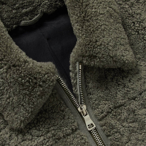 Chaquetas de Forro Polar para Hombre al por Mayor, Chaqueta de Invierno de Forro Polar Personalizada para Exteriores con Bolsillos con Cremallera - Product Image 4