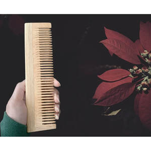 Peine de madera con diseño personalizado, con dientes peine de madera de sándalo antiestático, peines de regalo artesanales tallados en madera - Product Image 5