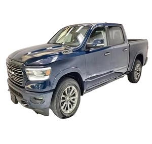 Usado 2024 1500 Volante a la Izquierda Asientos de Cuero Cámara Trasera 4 Puertas Cabina Doble 4x4 5.6 ft SB 8 Cilindros - Product Image 1