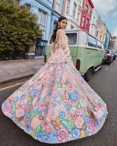 도매 무거운 수 놓은 Lahenga Choli Dupatta와 돌 진주 작업 블라우스 신부 Lehenga 파티