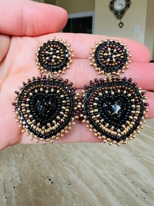 Boucles d'oreilles en coton légères de forme ovale, style bouddhiste, à usage quotidien, personnalisables, brodées à la main avec des perles de graines de luxe - Product Image 6