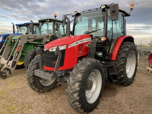 รถแทรกเตอร์ฟาร์ม Massey Ferguson 5711 4WD เกียร์อัตโนมัติ 100 แรงม้า พร้อมปั๊ม รับประกัน 1 ปี มือสองขาย - Product Image 4