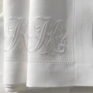 Serviettes de Cocktail Carrées Monogrammées 100% Coton Serviettes de Mariage Brodées Personnalisées Ourlet Élégant Dîner Serviette Réutilisable - Product Image 3