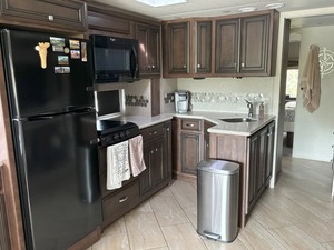 Used 2018 Newmar B-a-y S-t-a-r 3414 Factory Direct Travel Trailer Caravan Mobile - Product Image 6