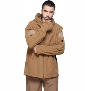 Veste Softshell légère pour homme Vêtements d'extérieur confortables et polyvalents pour un style de vie actif et un look décontracté - Product Image 2
