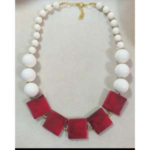 Collar con Colgante de Resina Transparente de Alta Demanda con Joyería Elegante de Flores Secas Naturales para Regalo Disponible a Precio Competitivo - Product Image 6