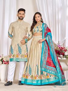 Dola Silk LOVE BIRDS Reversible Casual Wedding Lehenga Choli Loose Fit All Seasons Venta al por mayor Ropa India pakistaní - Product Image 2