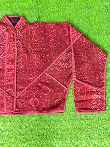 Chaqueta de Algodón con Parches Kantha Hechos a Mano para Mujer |   Chaqueta Acolchada India Vintage Reversible |   Chaqueta Boho Étnica Sostenible - Product Image 4