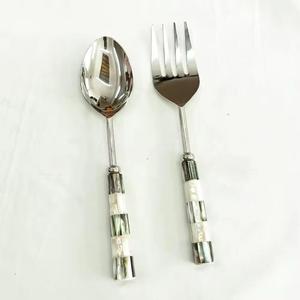 Juego de servicio de barra de ensalada plateada, servidores de ensalada decorativos de metal con mango de mármol Rectangular gris, juego de cuchara y tenedor para servir ensalada - Product Image 3