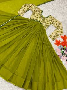 ชุดปาร์ตี้ที่สวยงามและดูปองต้าพร้อมงานพิมพ์ - Product Image 2