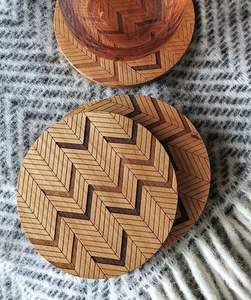 Juego de Posavasos de Madera Maciza Natural, Posavasos de Madera Reutilizables Ecológicos para Té y Café, Resistentes al Calor y al Agua, Mantel Individual - Product Image 3