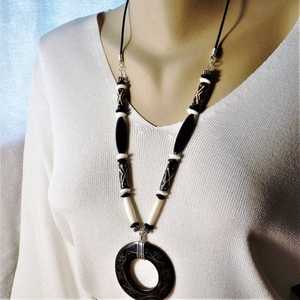 Colliers à pendentifs fins en corne de boeuf de buffle naturelle et écologique pour femmes bijoux en or rose plaqué platine pour les mariages et les fêtes - Product Image 3