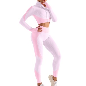 Conjunto de Yoga Deportivo para Mujer, Personalizado, Otoñal, Sin Costuras, Transpirable, Estilo Urbano, Cómodo, Suave, Sujetador Deportivo y Leggings Ligeros para Gimnasio - Product Image 1