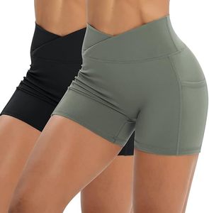 Pantalones cortos de yoga elásticos de poliéster 100% para gimnasio activo de cintura acanalada de alta moda para mujeres con bolsillos laterales - Product Image 5