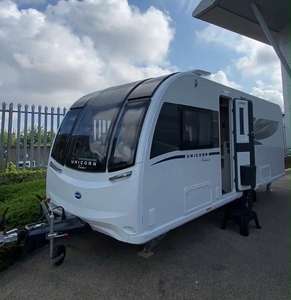 Mini Caravana Moderna de Aluminio, Remolque de Viaje para Camioneta de Camping - Product Image 5