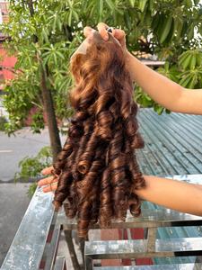 Bouncy Curly Remy Cheveux Produits Vietnamiens Cheveux Crus Bundles Fermeture pour Lace Frontal Fumi Curls Soft Material Hair Vendeur - Product Image 4