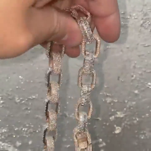 Cadena de eslabones de plata 925 con incrustaciones de moissanita VVS, estilo hip hop, para uso unisex. - Product Image 3