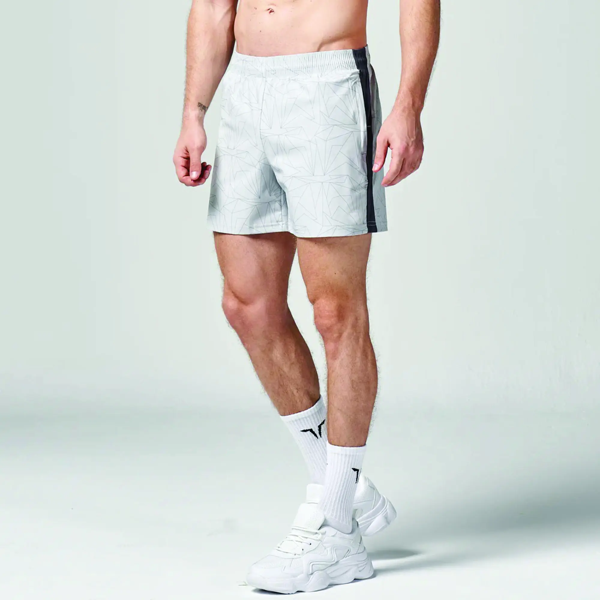 High Stretch Woven Fabric Northern Droplet Print Lab 360 5 Inch Superstretch Shorts with Side Ventilation Panels and Zip Pockets