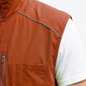 Chaleco cortavientos transpirable para hombre, último modelo, más vendido, sin mangas, con cuello alto y cremallera, hecho en Pakistán. - Product Image 4