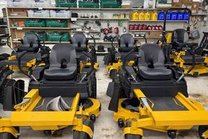 เครื่องฉีดน้ำแรงดันสูงแบบสามสูบ 4000PSI 4GPM 459 ซีซี 15 แรงม้า สตาร์ทด้วยระบบไฟฟ้า สำหรับงานหนัก พร้อมแท่นวาง เหมาะสำหรับร้านล้างรถ - Product Image 5